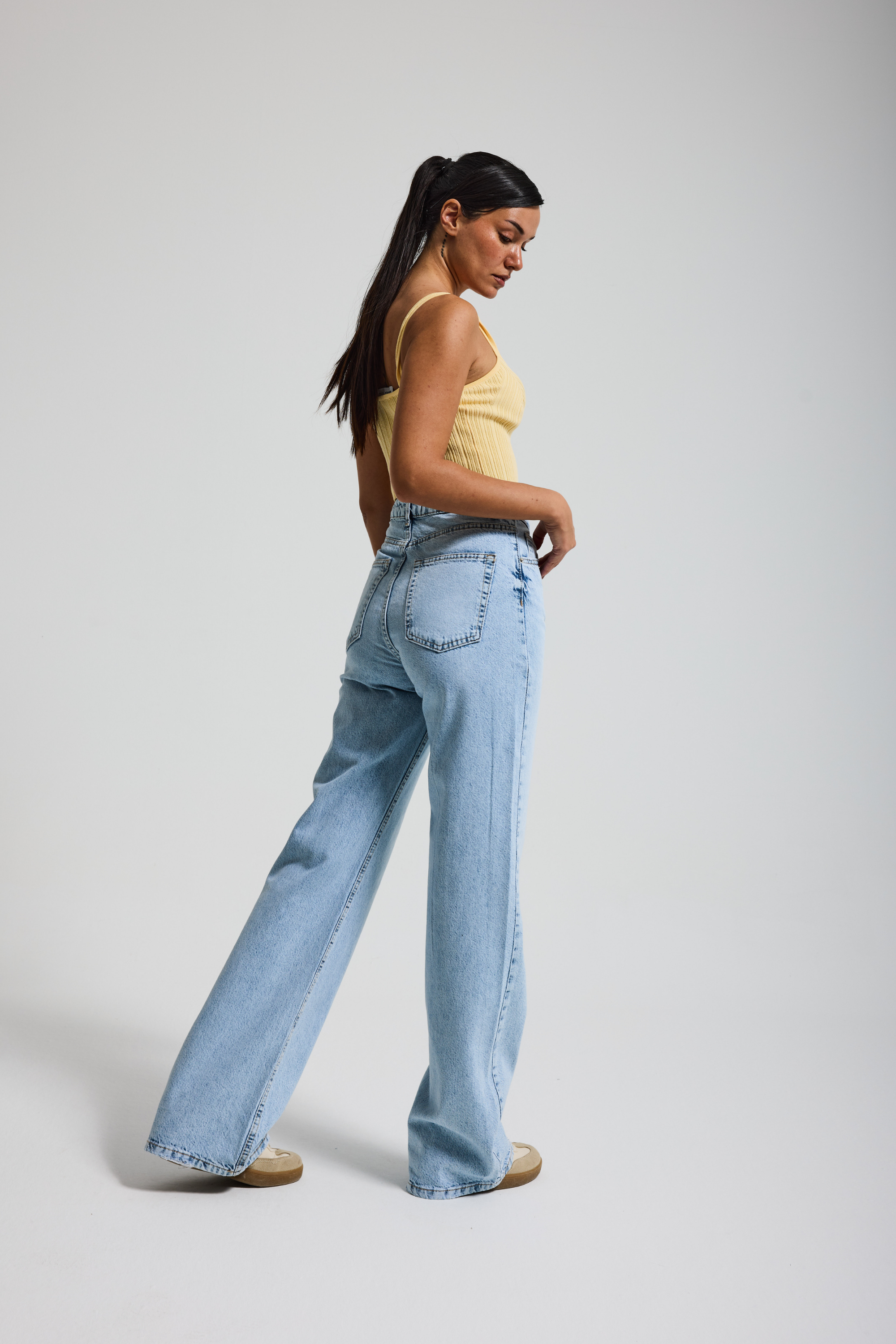 2477 Straight Fit Yüksek Bel Kadın Jean