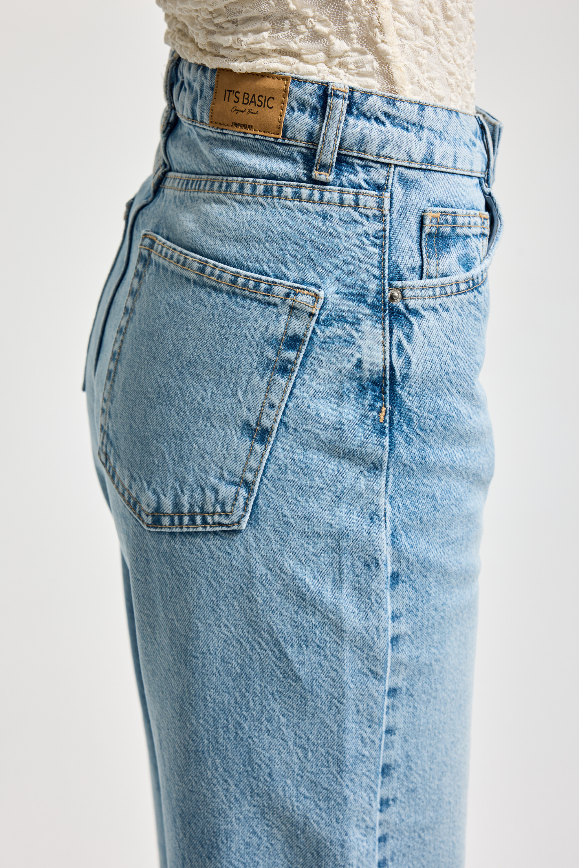 2477 Straight Fit Yüksek Bel Kadın Jean
